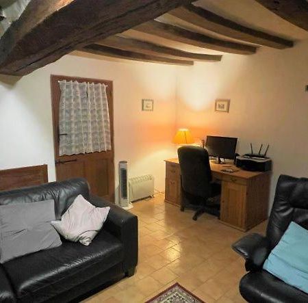 Saint-Martin-de-la-Place La Maison Tournesol - 3 Bedroom House With Large Garden Near Saumur מראה חיצוני תמונה