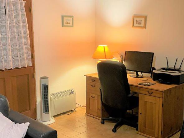 Saint-Martin-de-la-Place La Maison Tournesol - 3 Bedroom House With Large Garden Near Saumur מראה חיצוני תמונה